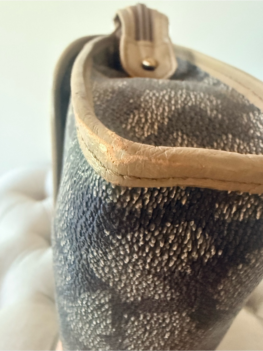 Vintage YSL Yves Saint Laurent Giraffe Print Taupe Gray Canvas Clutch Pouch - Picture 11 of 16